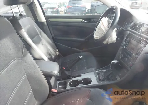 2015 Volkswagen Passat 2.0L Tdi Se z USA, uszkodzony, nr VIN 1VWBV7A37FC028538